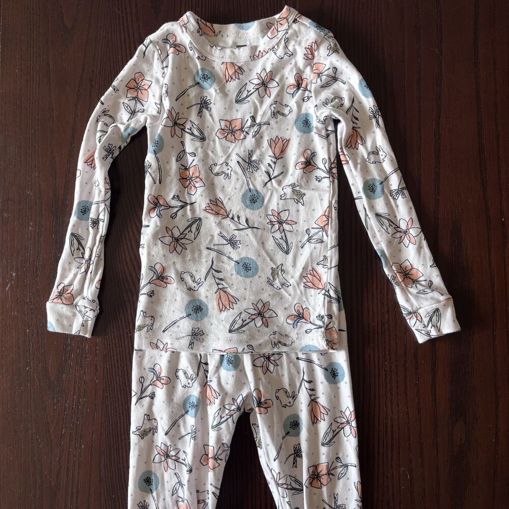 Tea Collection Girls Size 5 Bunny Floral Pajama Set 100% Cotton Long Sleeve PJs
